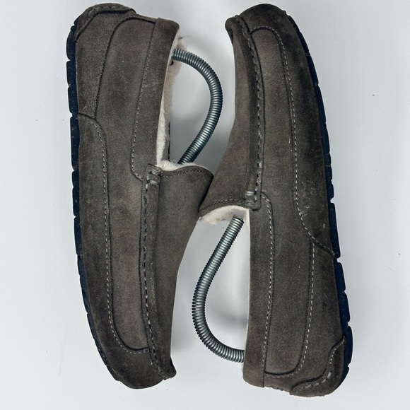 Men\'s UGG Brown Suede Loafers size 9 main image 9